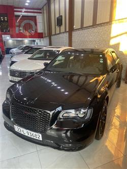 کرایسلەر 300